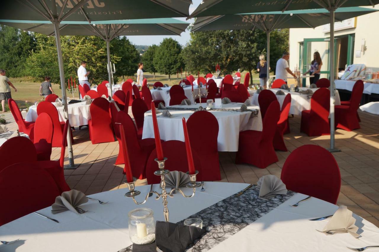 Apartments Golfpark Schlossgut Sickendorf Lauterbach Εξωτερικό φωτογραφία